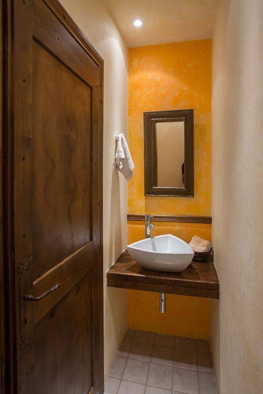 Bed and Breakfast Casa Di Luce à Agia Marina  Extérieur photo